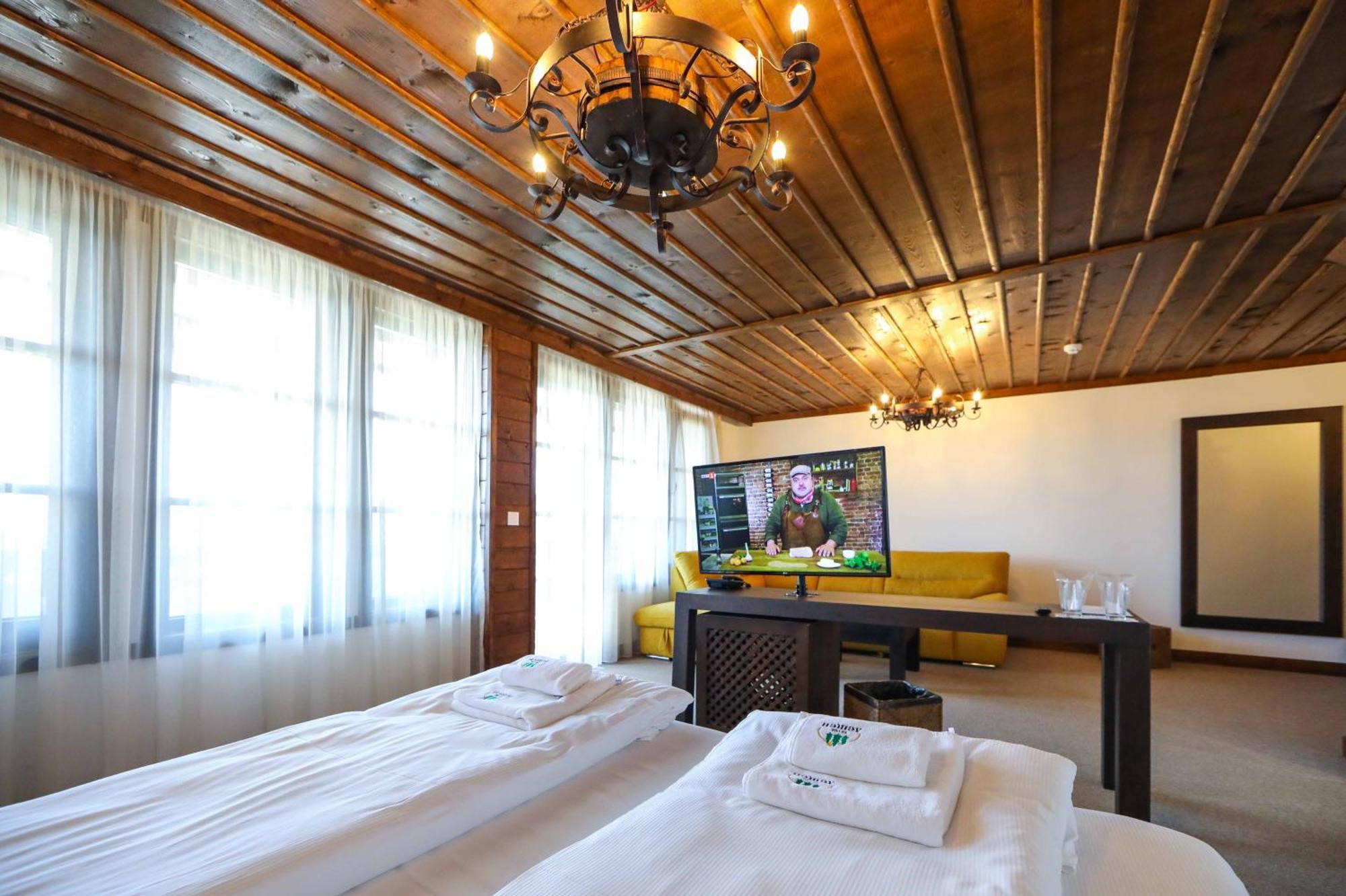 Hotel Lesten Szoba fotó