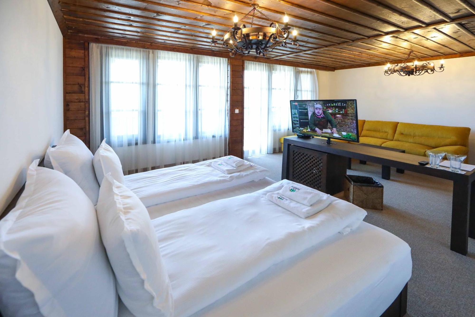 Hotel Lesten Szoba fotó