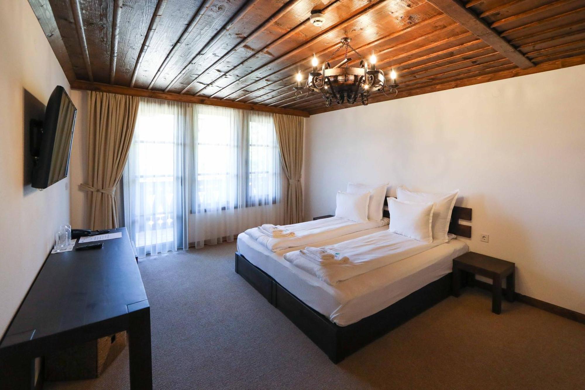 Hotel Lesten Szoba fotó