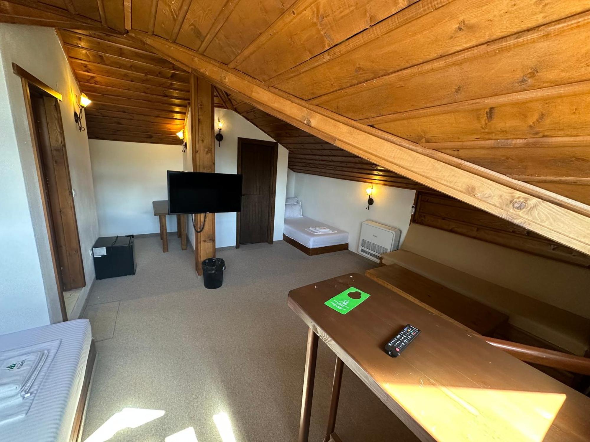 Hotel Lesten Kültér fotó